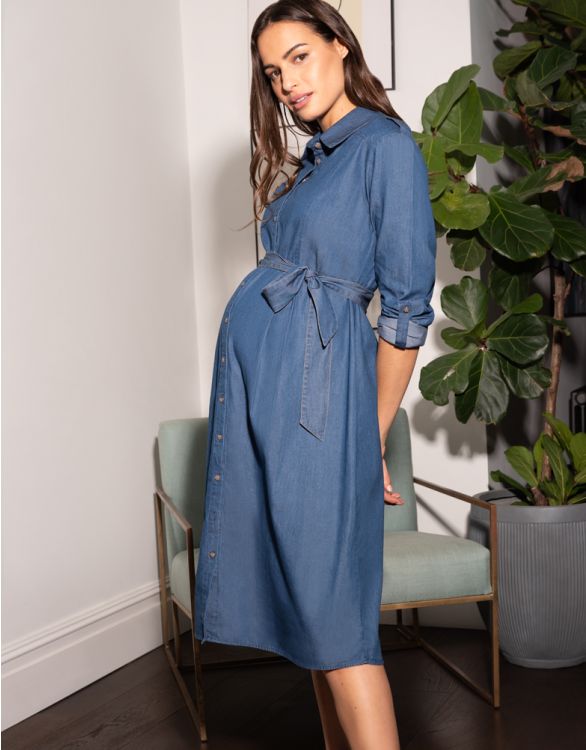 Image pour Robe chemise de maternité en jean de coton