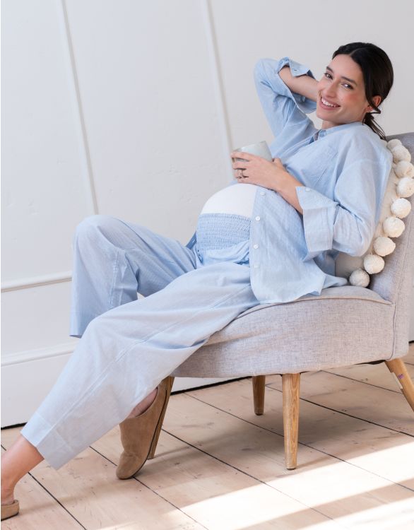 Bild für Langes Pyjama-Set aus Baumwolle mit feinen Streifen 